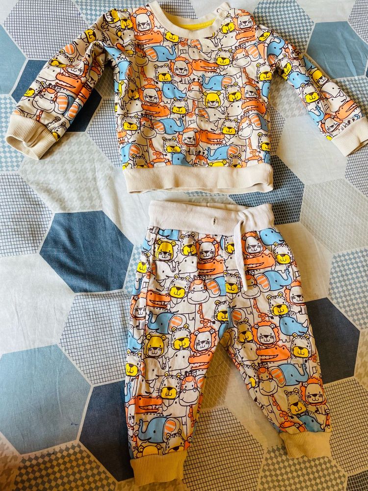 Branded combo of 2 Cute clothing set fits to 6-12m