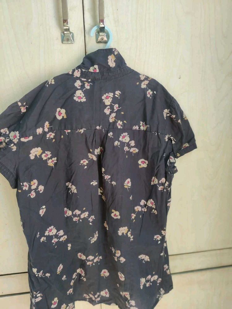 Dark Floral Short Sleeve Button-Up Top