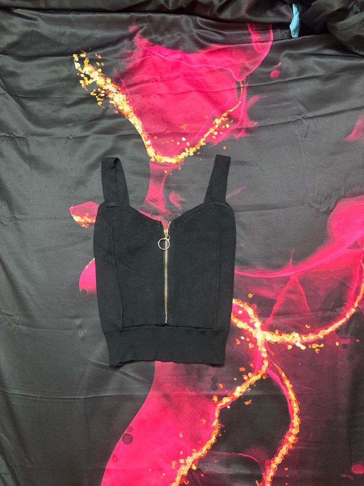 Black Zip-Up Crop Cut out Tank Top