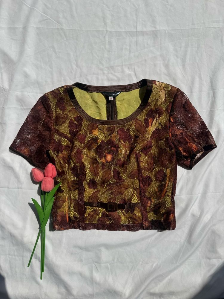 Unique Floral Print Cropped Top