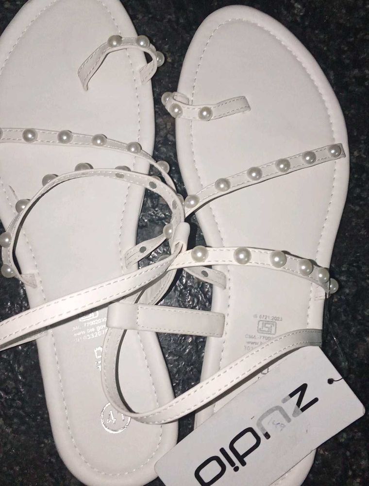 Elegant White Pearl Embellished Flat Sandals