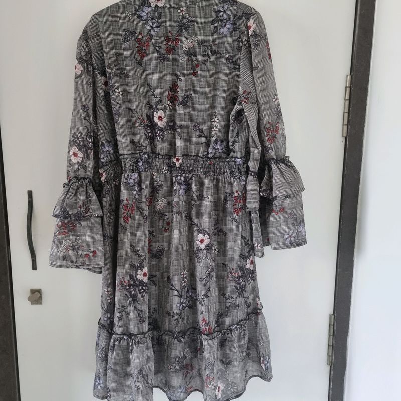 Knee length dress