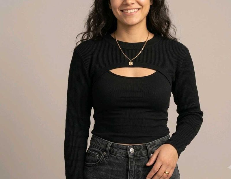 Black Ribbed Full Sleeve Crop Top for Women