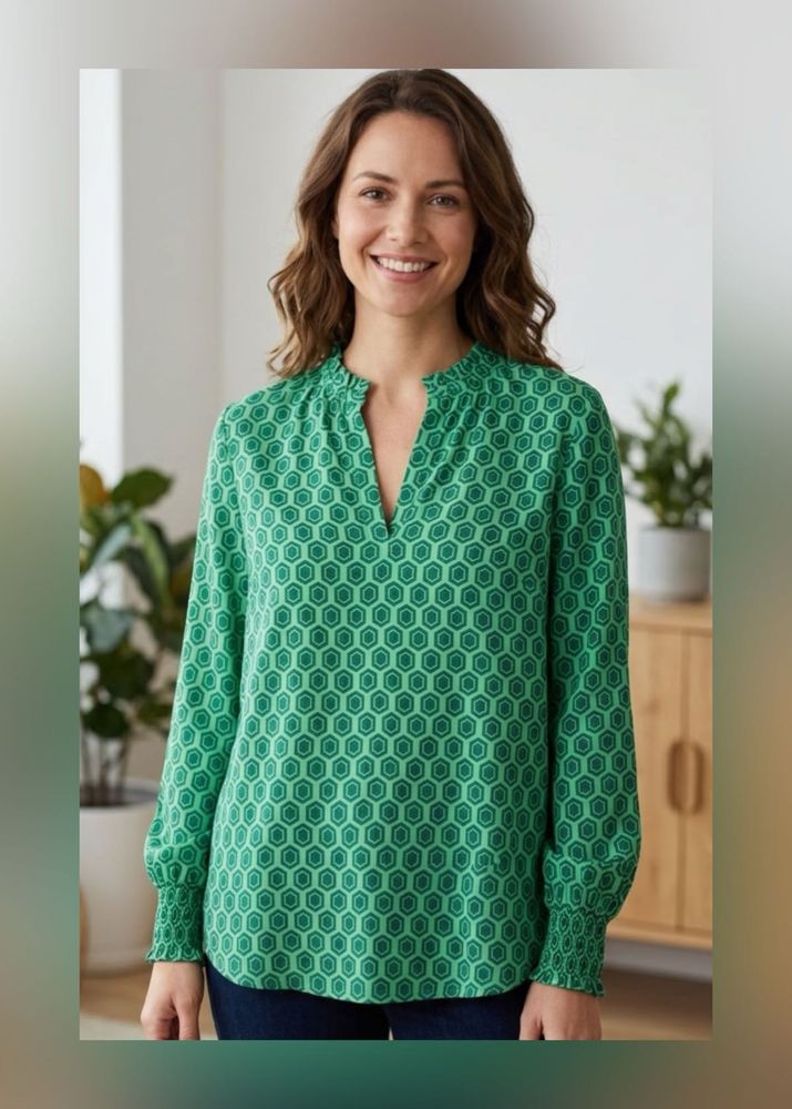 Green Patterned Long Sleeve Top