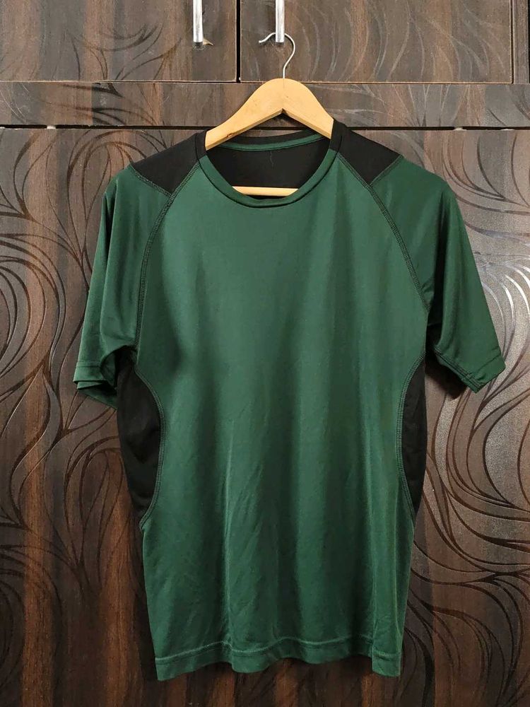 Men's Green Athletic Sports T-Shirt