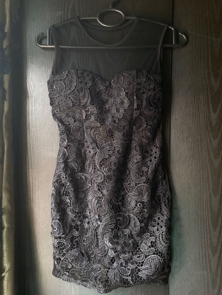 Elegant Black Lace Dress