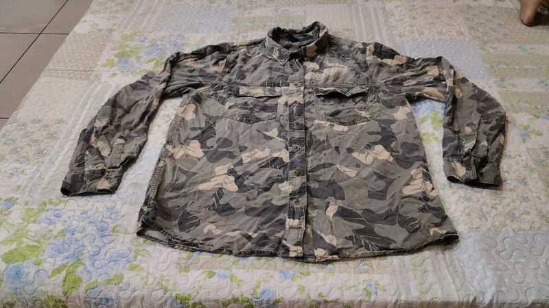 Men's Camouflage Long Sleeve Shirt