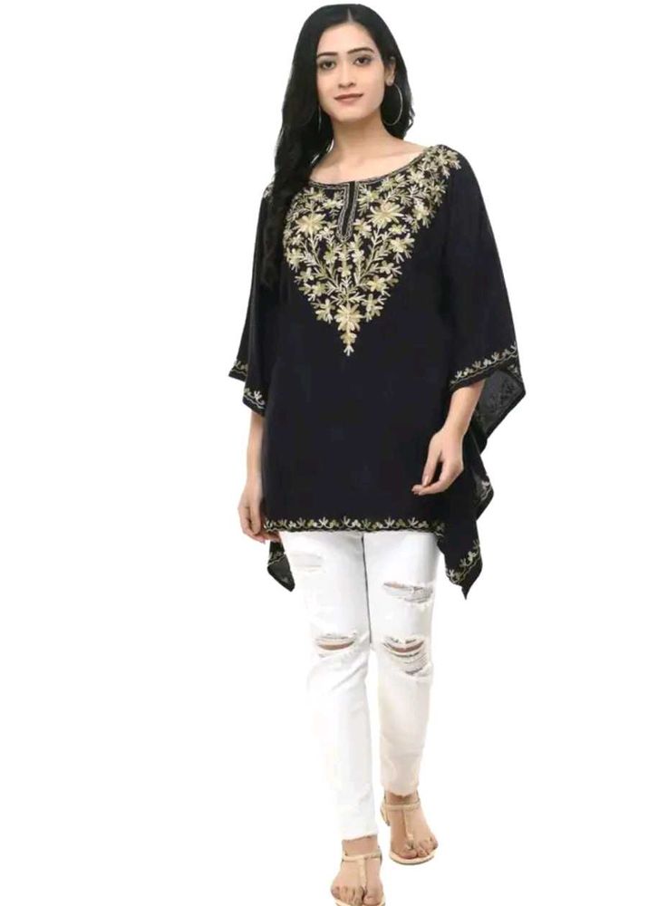 Beutiful Lace Embroidery Poncho