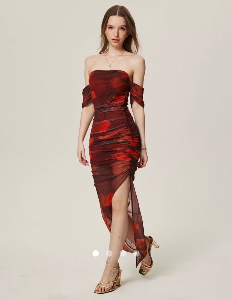 Stunning Off-Shoulder Ruched Dress