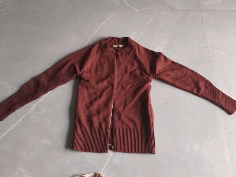 wool tshirt top seater