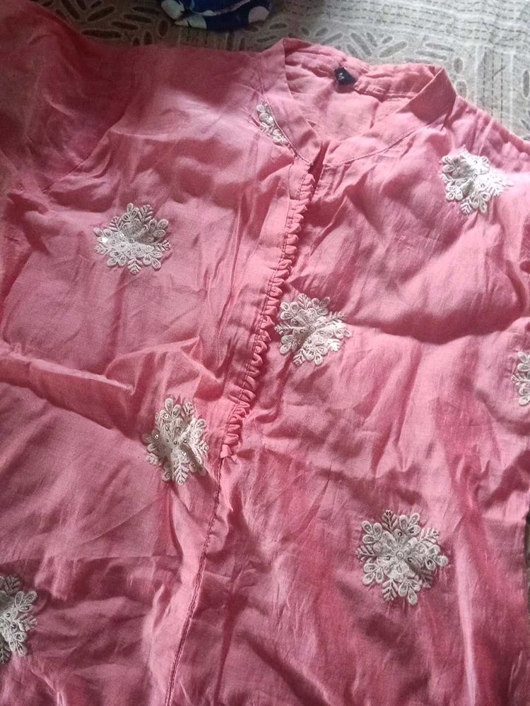 Embroidered Pink Cotton Kurta