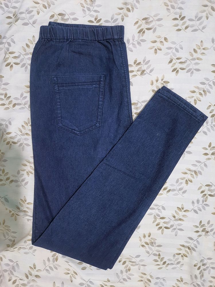 Blue Strechable Jeggings