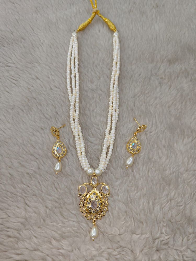 jigni Elegant Pearl Necklace &amp; Earring Set