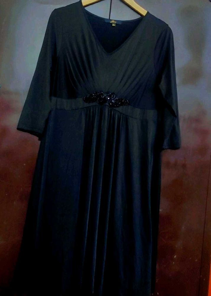 Black⚫Elegant Embellished Dress For 38 Bust