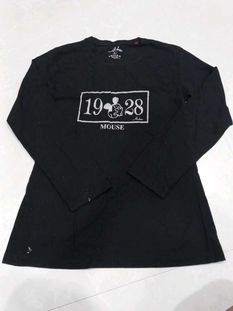 Black Long Sleeve Graphic Tee