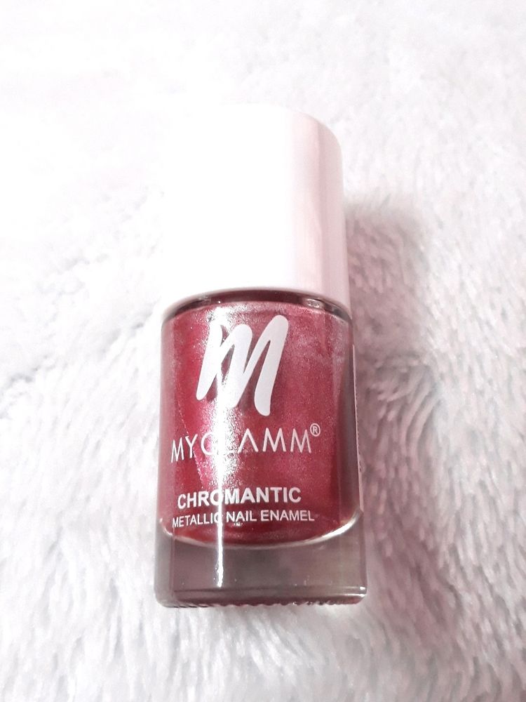 MyGlamm Chromantic Metallic Nail Enamel - Poison I