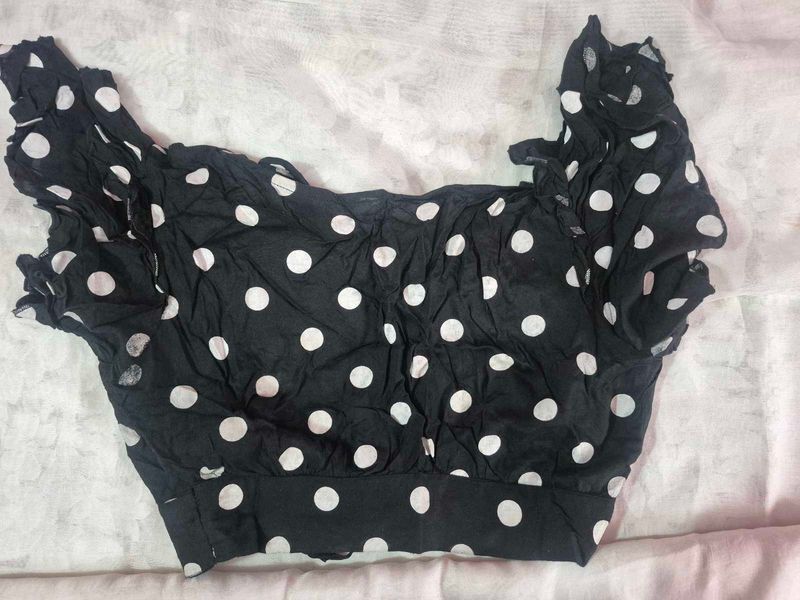 Polka Dot backless blouse