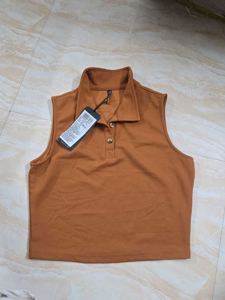 Sleeveless  Crop  tshirt  Top