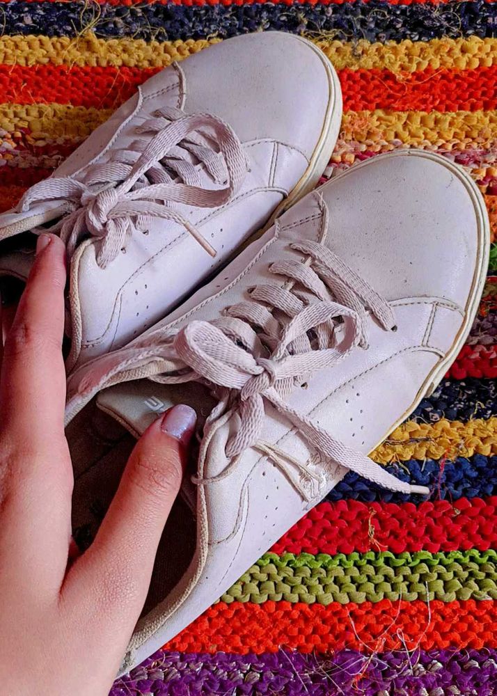 Branded Redtape Lavender Sneakers