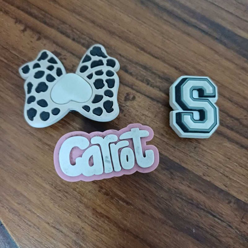 Cute Bow &amp; Letter Jibbits Set for Crocs