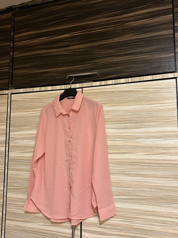 Chic Pink Button-Up Blouse Stop