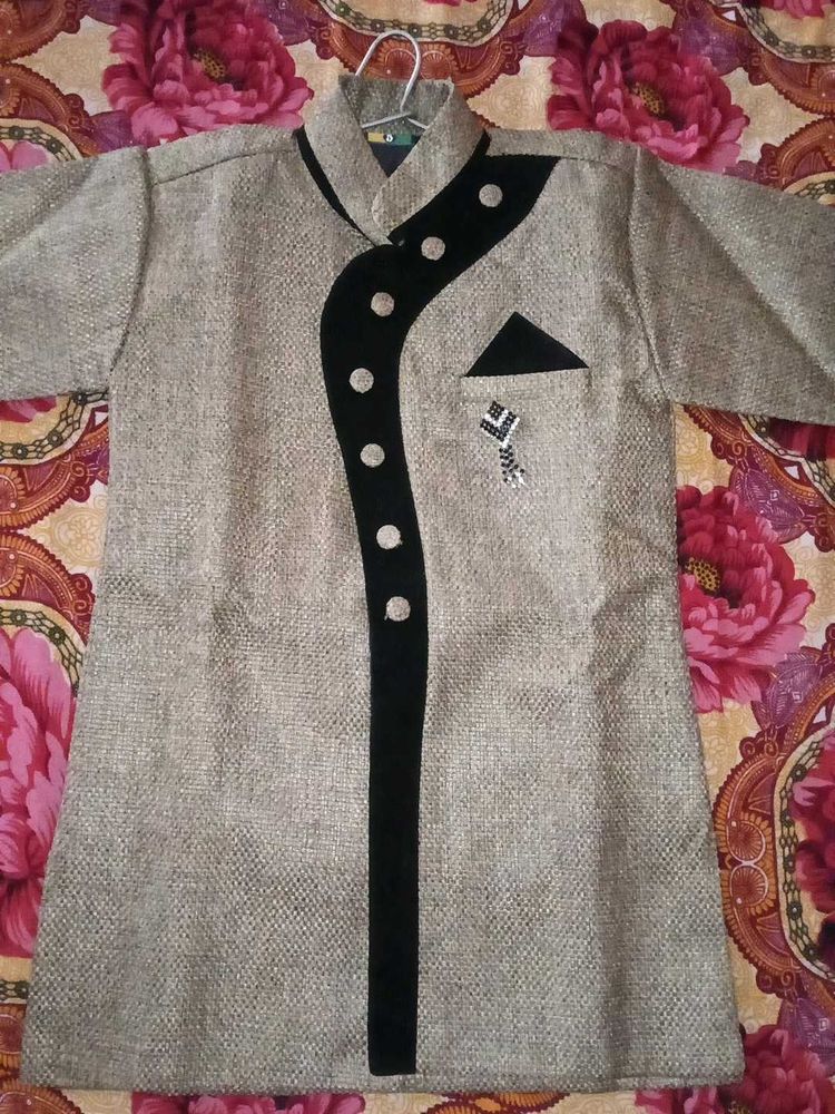 Stylish Traditional sherwani for boys