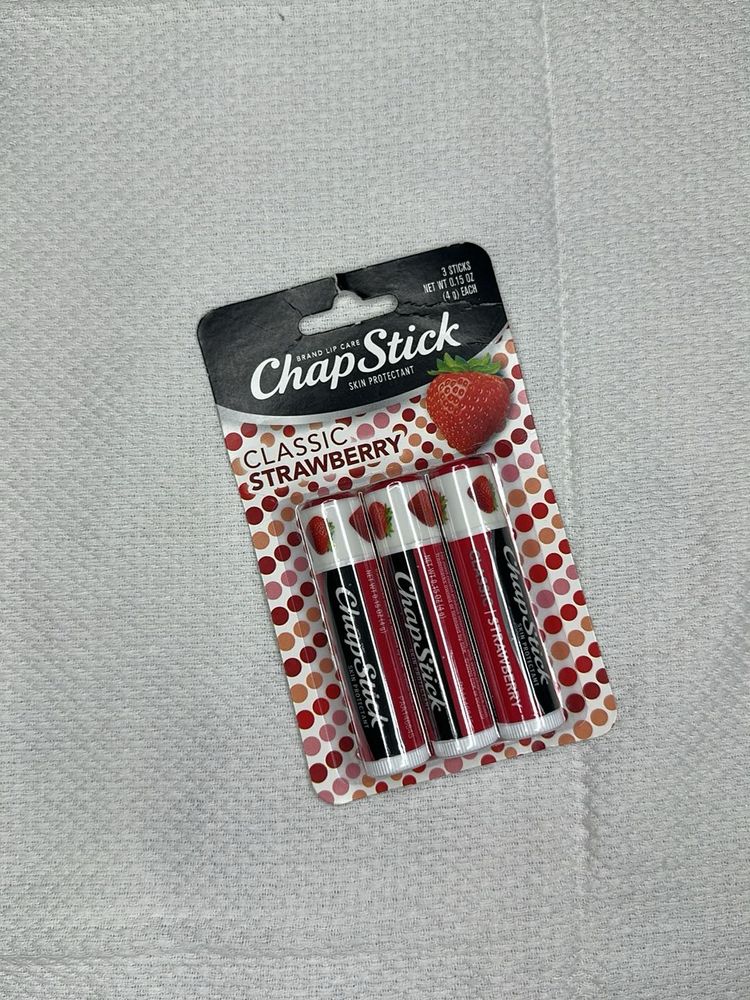 Chapstick Classic Strawberry Lip Balm 3 Pack