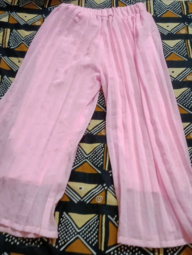 Girls pants with top 🎀🎀
