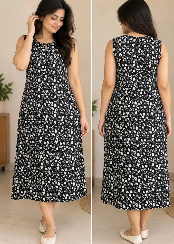 Chic Black &amp; White Heart Print Dress