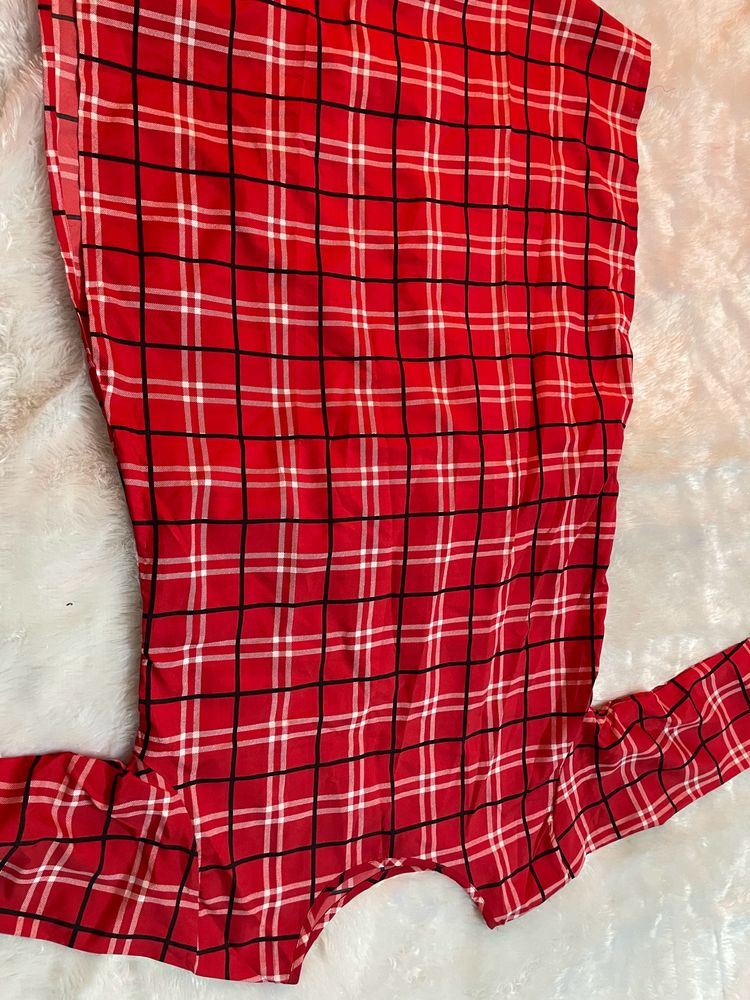 Beautiful Checkered Red Simple Kurti