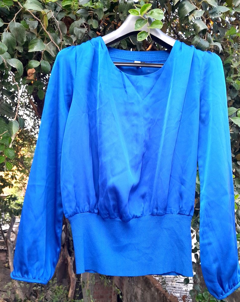 Brand New Top 💙