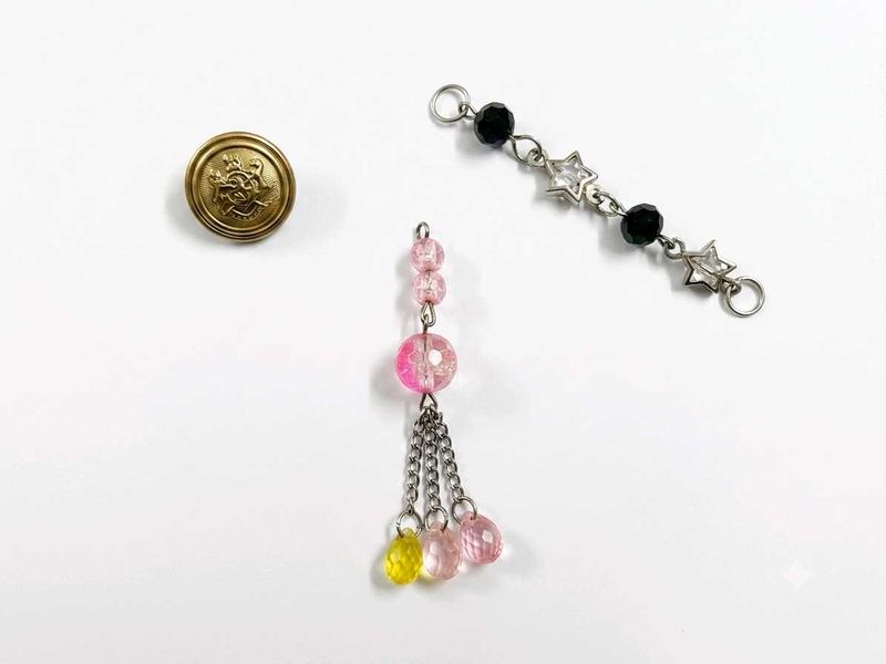 Vintage Style Charm Set