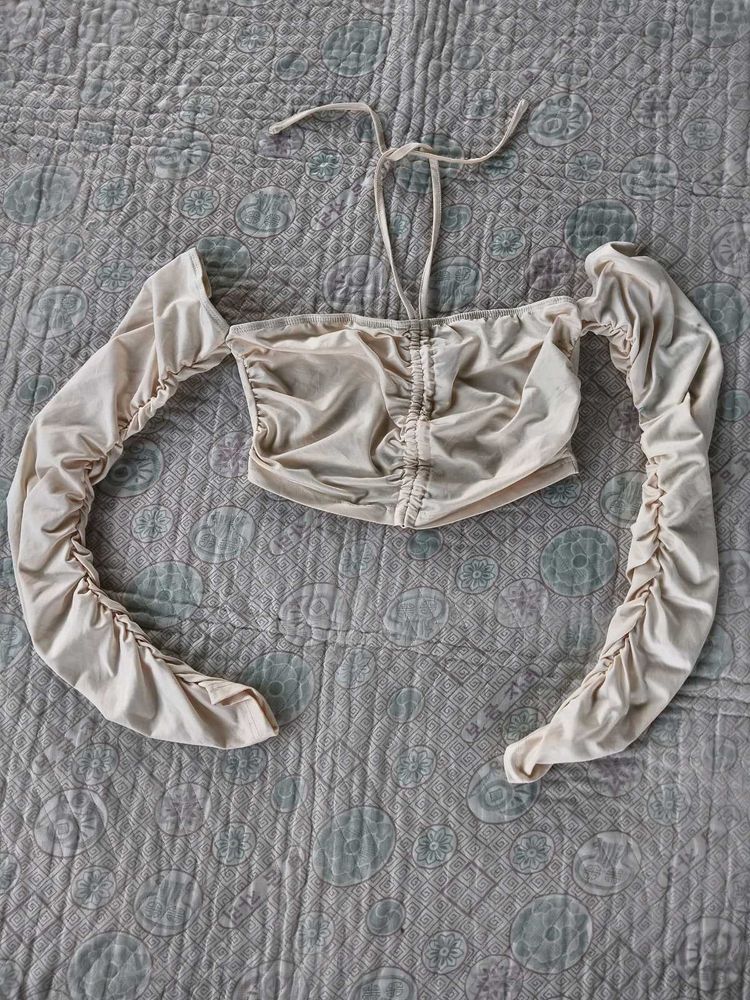 Halter-neck crop top