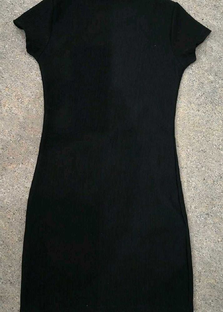Tokyo Talkies Black Textured Bodycon Dress