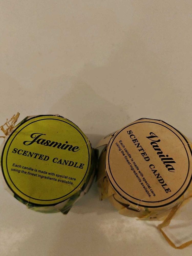 Set of 2 Scented Candles - Jasmine &amp; Vanilla