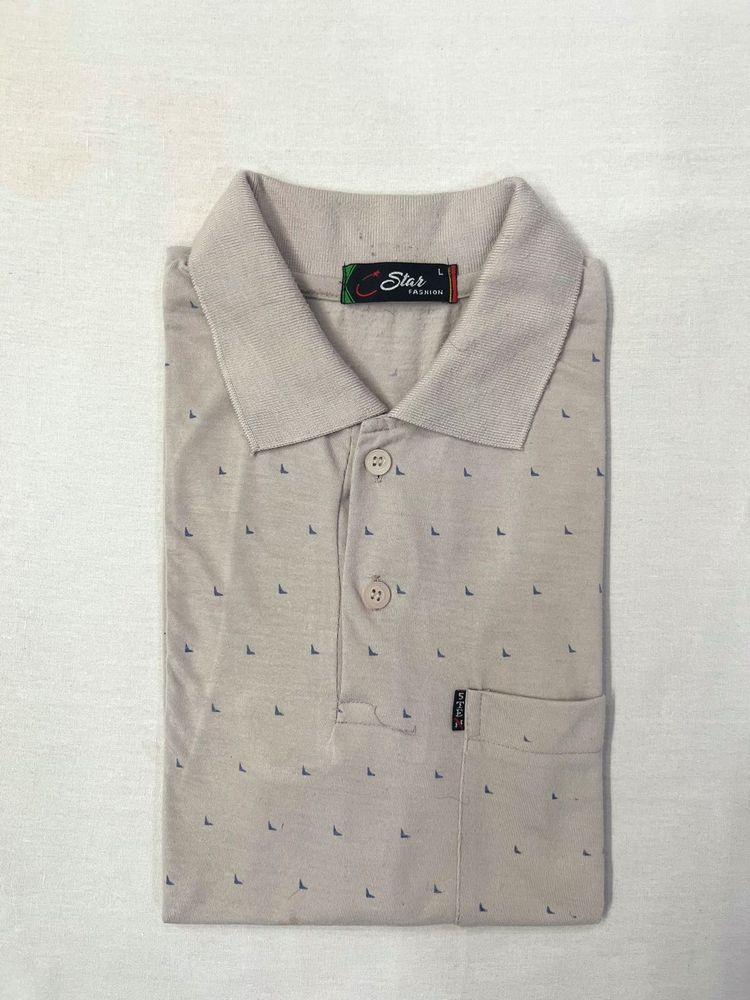 Stylish Men's Polo Shirt with Subtle Pattern
