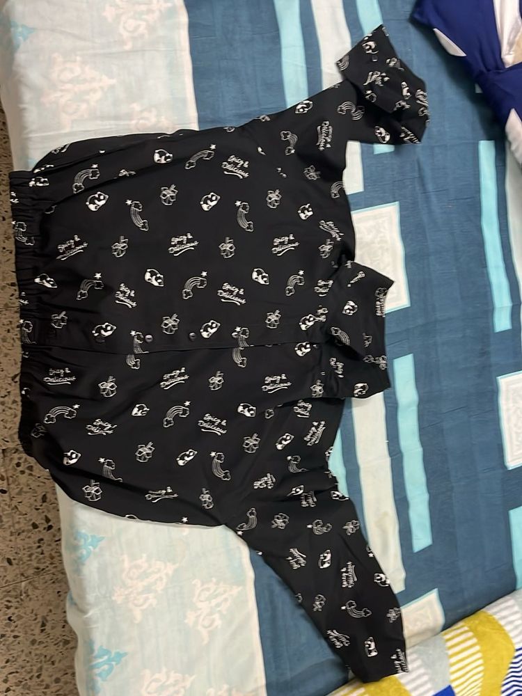 Patterned Black Top