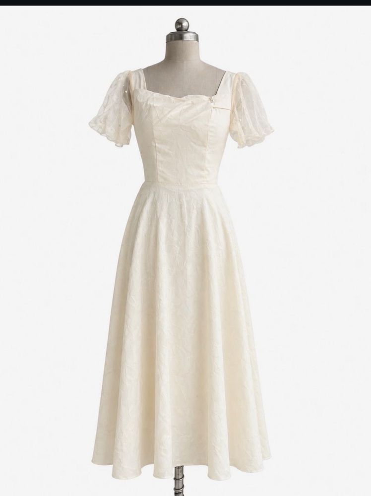 Cream Puff Sleeve Midi Dress