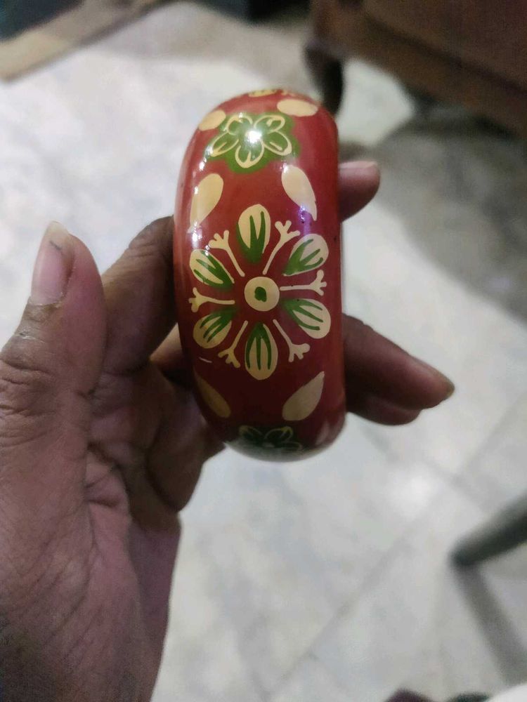 Painted wooden bangle + With Gift 🎁