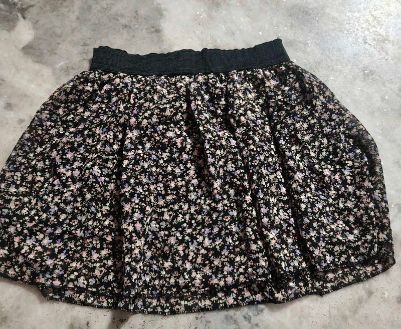 Cute Floral Mini Skirt