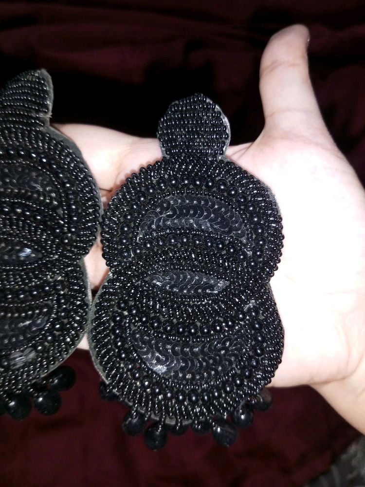 Very Beautiful Black Earrings