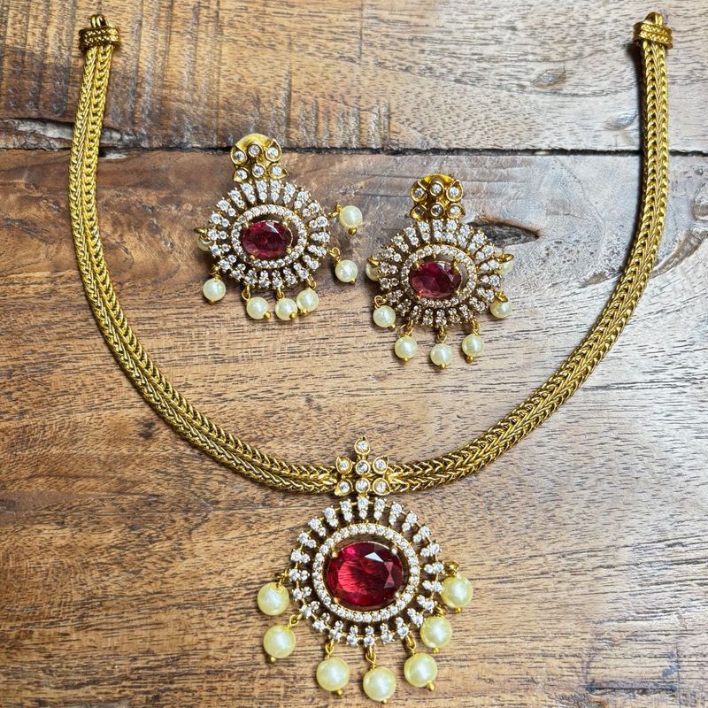 Stunning Red Stone &amp; Pearl Jewelry Set