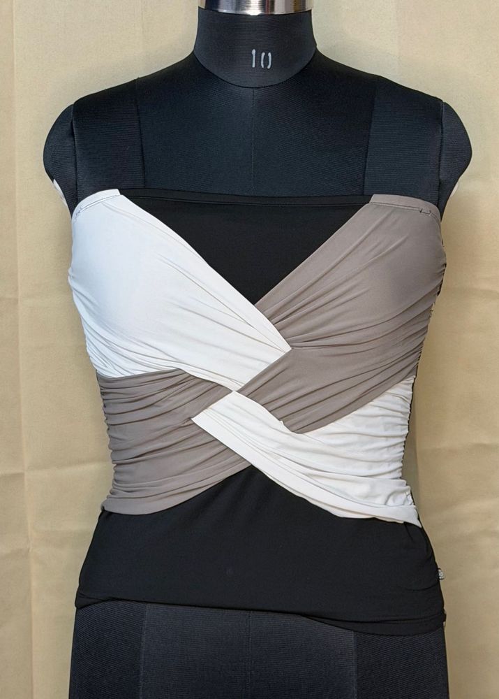 Chic Strapless Ruched Top