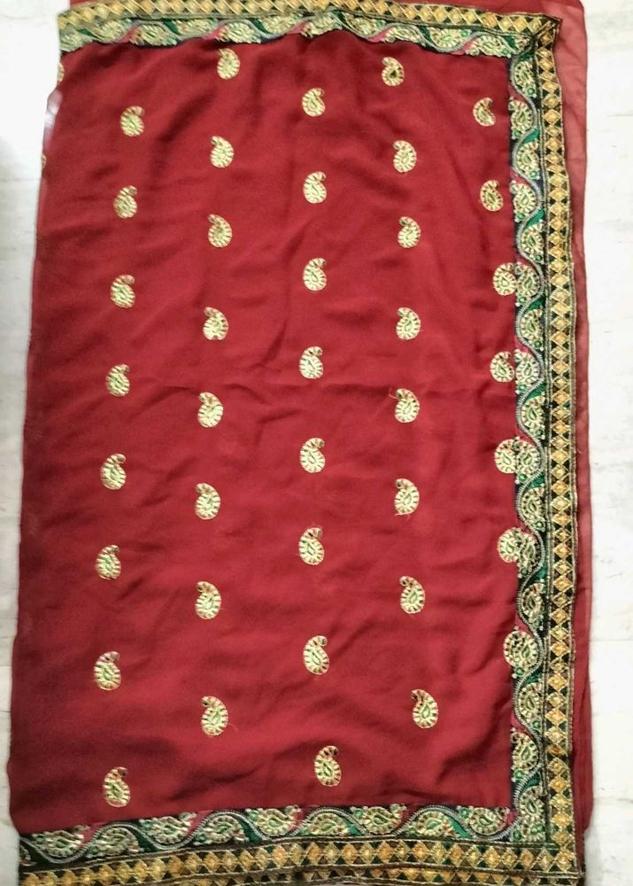 Maroon Saree with Gold Paisley + Blouse🌼❤️