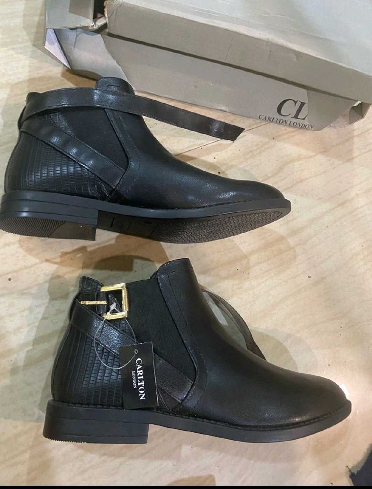 Carlton London Black Ankle Boots