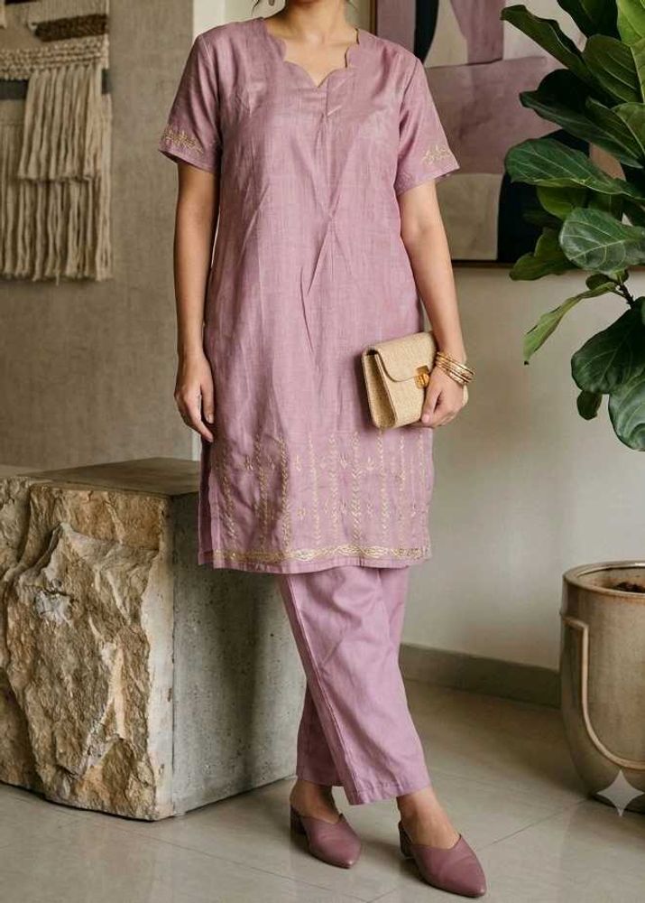 Elegant Lavender Kurta Set with Embellishments