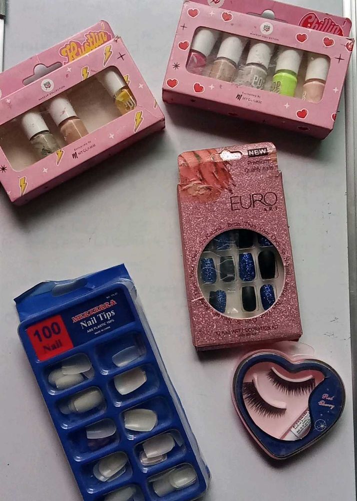 Fake Nails &amp; Eyelashes &amp; Nail polish Bundle
