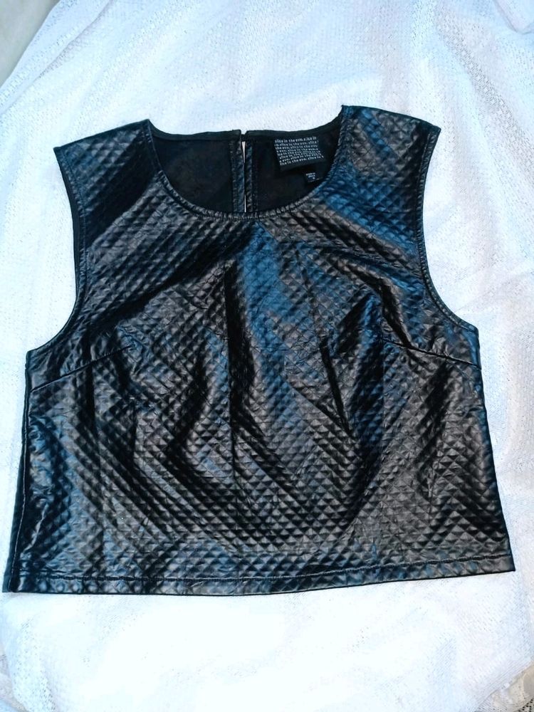 Rawdy Crop Top