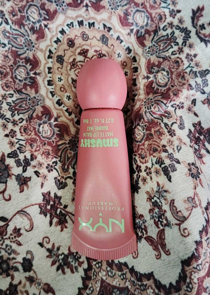 NYX Smushy Matte Lip Balm