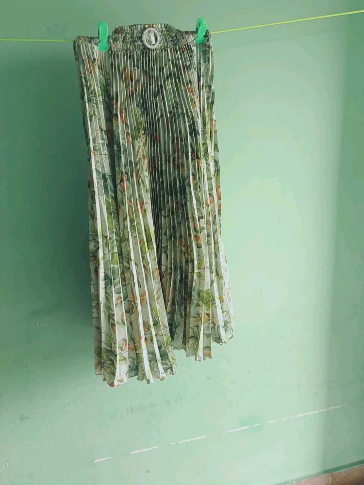 Skirt for women and girls